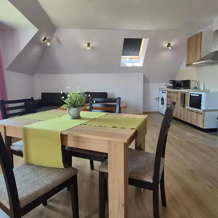 Alfa With Parking Gasthof Warna