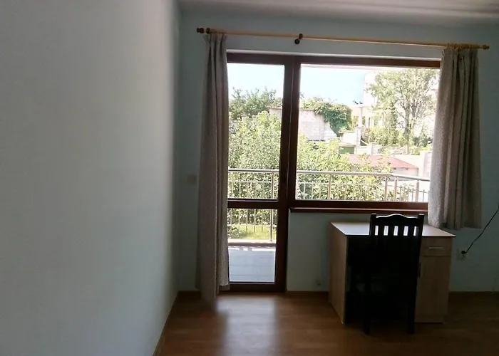 Alfa With Parking Guest house