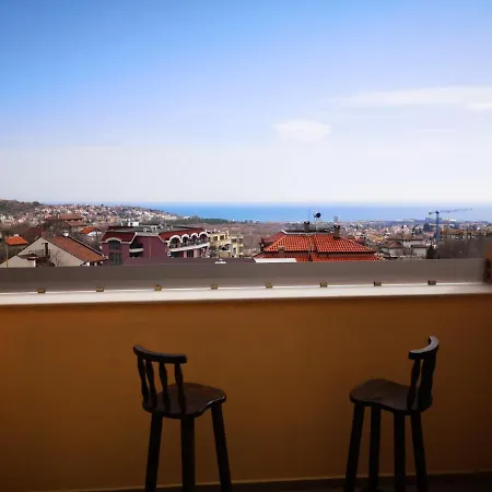 Alfa Guest House With Parking 게스트하우스 *