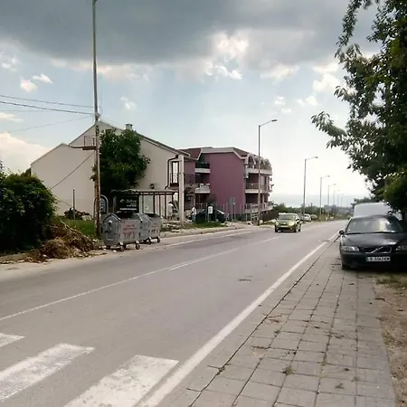 Alfa With Free Parking For Cars Vendégház Várna