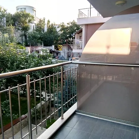 Alfa Guest House With Parking 게스트하우스 바르나